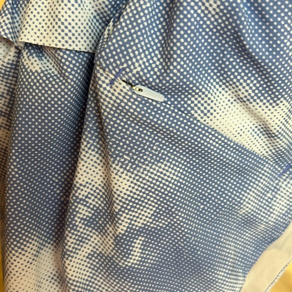 Athleta Women’s Mesh Racer Run Short 4” - Picture 6 of 9